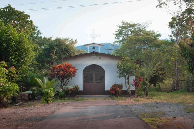 Iglesia la Frontera
